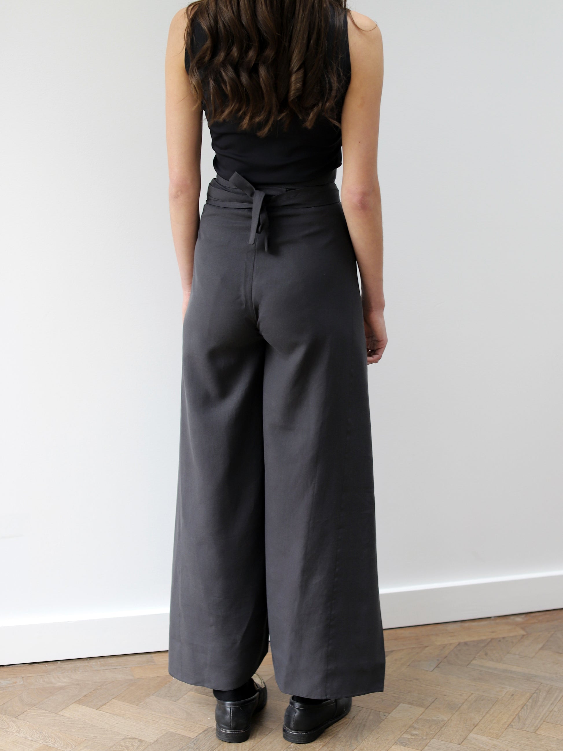 Blue Nude ~ Slow Fashion Brand - Casa Wrap Tie Pant in Charcoal