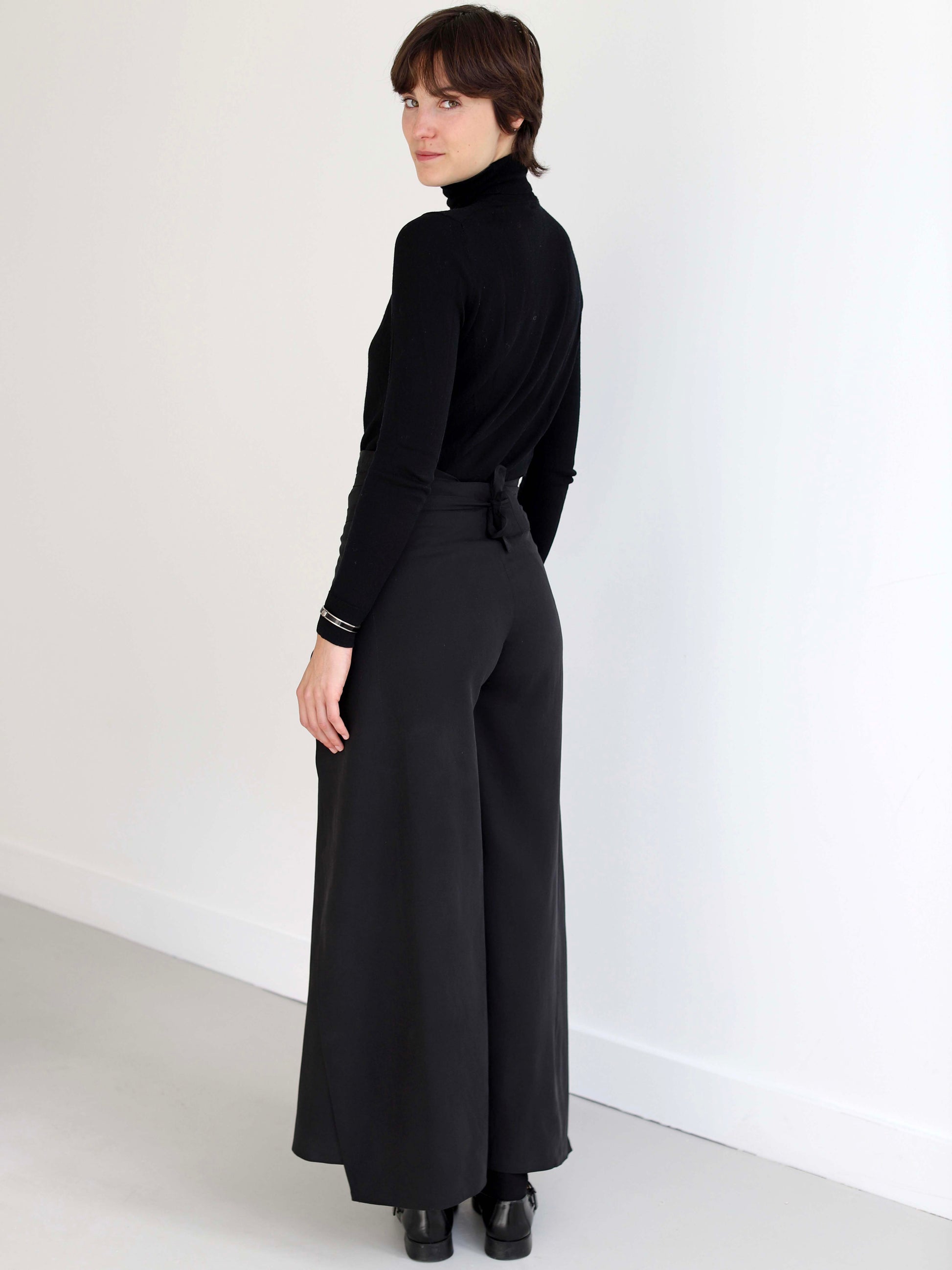 Blue Nude ~ Slow Fashion Brand - Casa Wrap Tie Pant in Ink Black